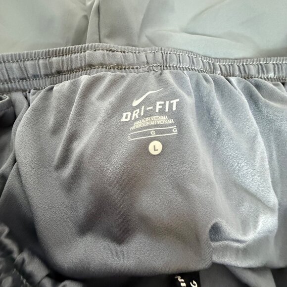 Nike Running Shorts Mens Size L Athletic Gym Training Gray Yellow Dri Fit - Picture 9 of 15